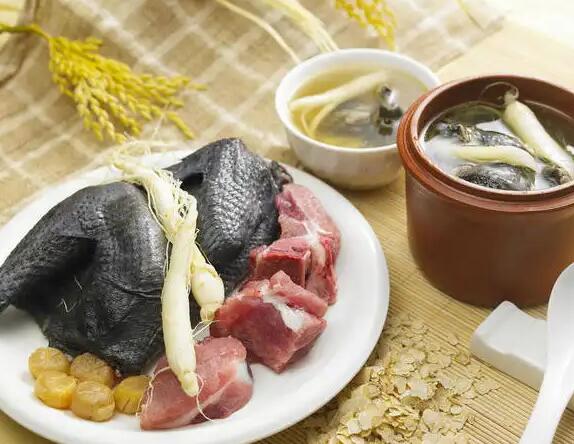 91看片免费版廠家提示三伏天，吃“偏堿”食材，補充微量元素更加全麵